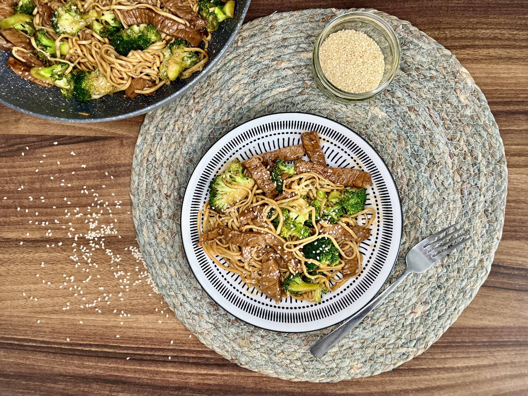 Beef and Broccoli with Egg Noodles One-Pot Dinner