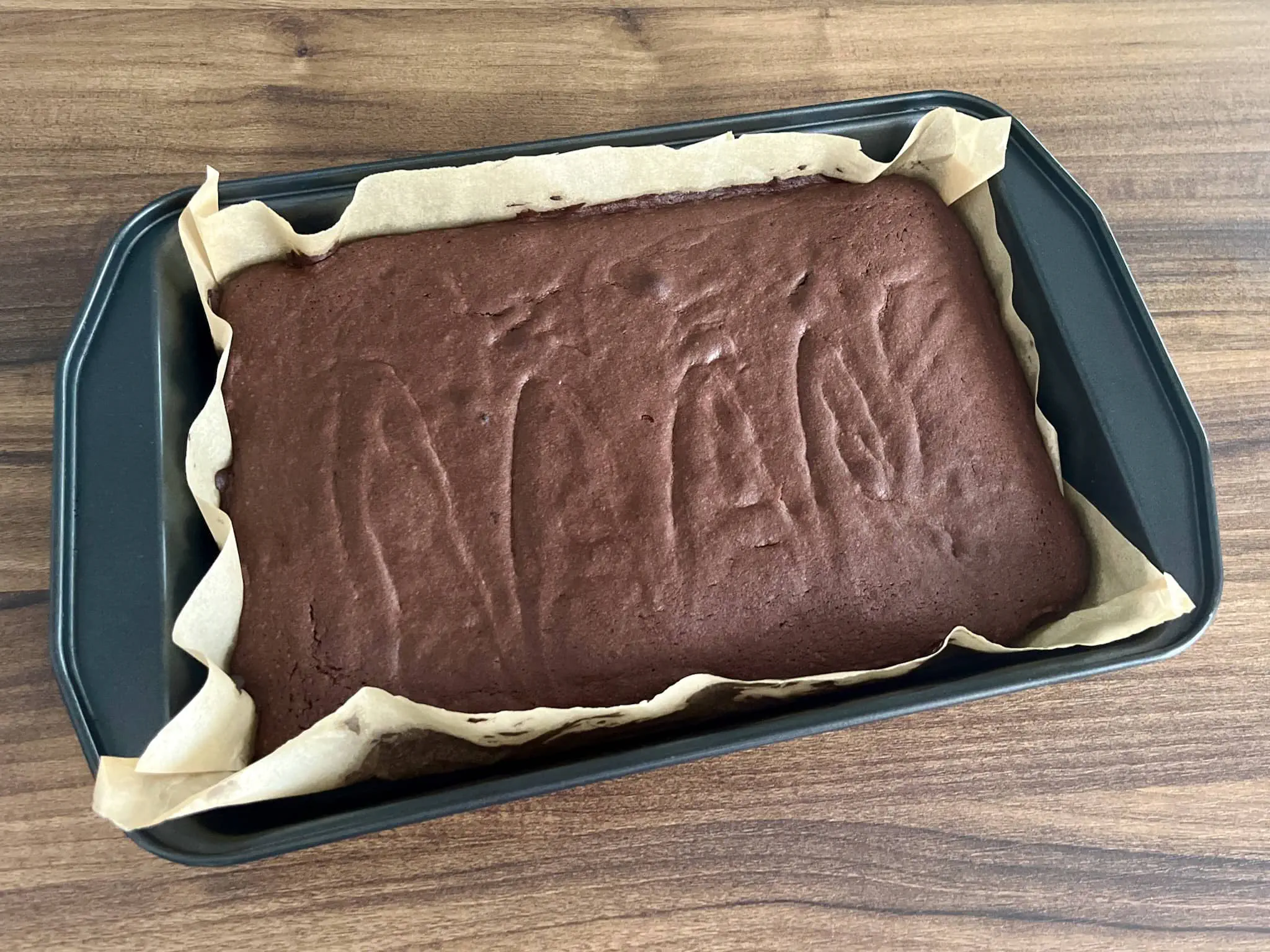 Baked Chocolate Sponge Cake as a base for our cake balls