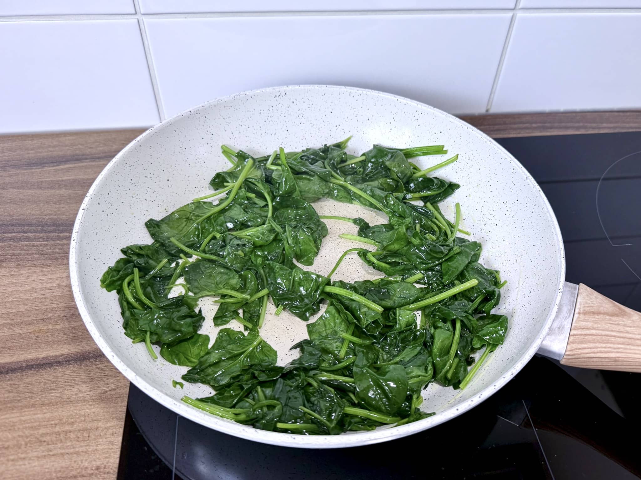 Wilted spinach in the pan