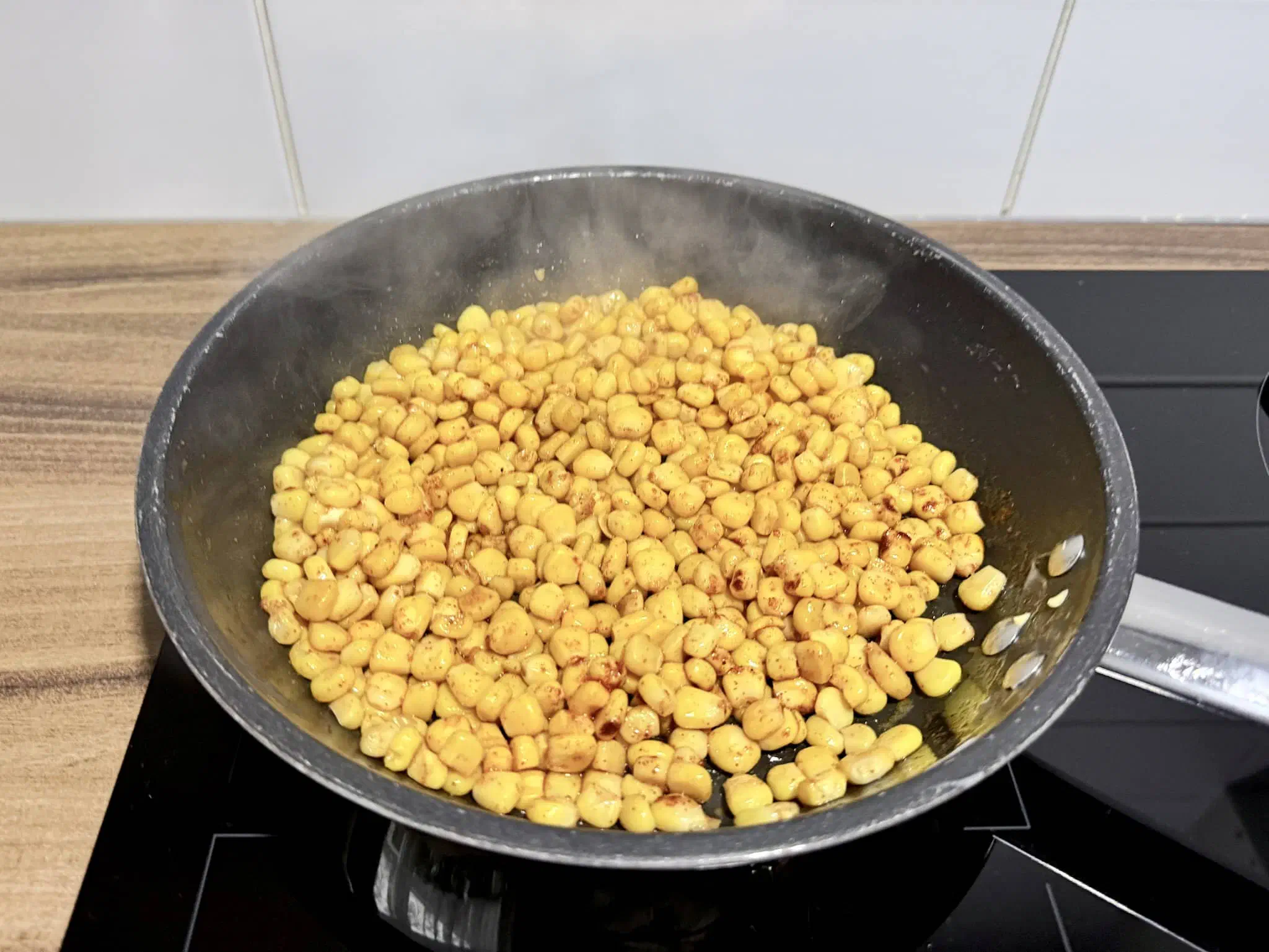 Cooking the perfect buttery sweetcorn in a pan